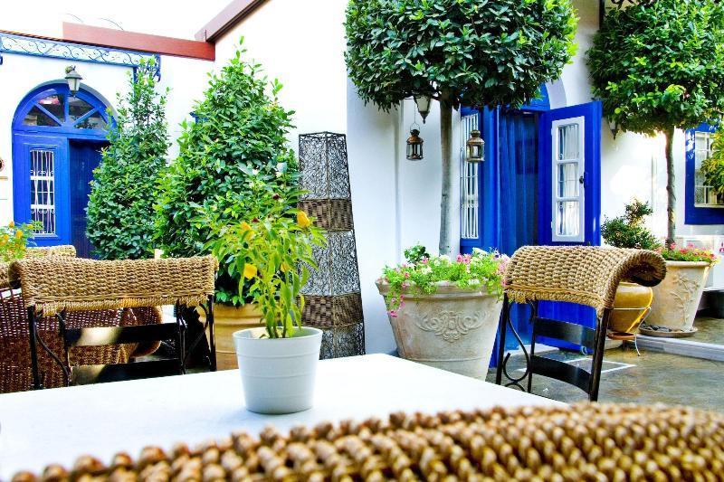 Armata Boutique Hotel Спетсес Экстерьер фото