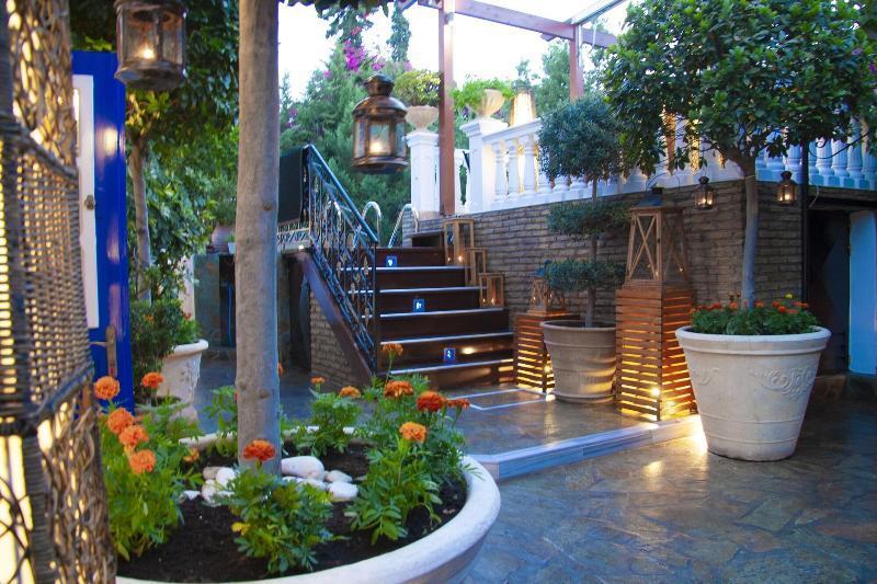 Armata Boutique Hotel Спетсес Экстерьер фото
