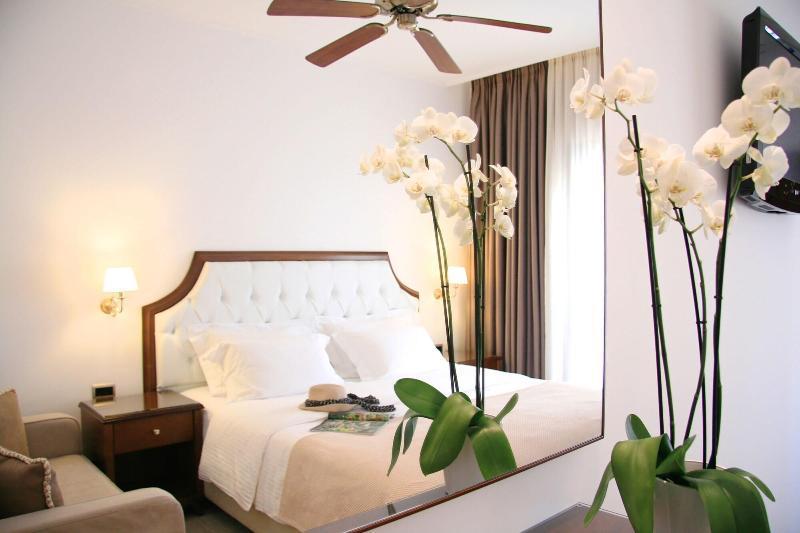 Armata Boutique Hotel Спетсес Экстерьер фото